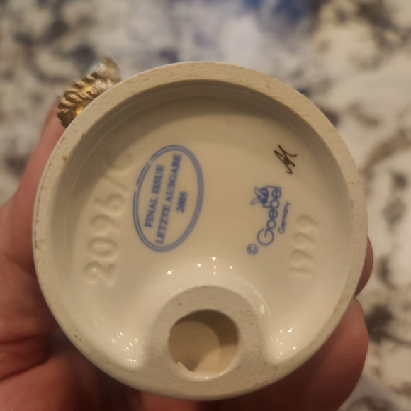 Goebel Heavenly Angel Set - Picture 4 of 11